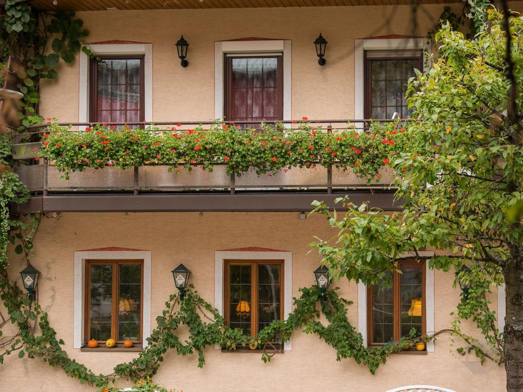 Hotel Restaurant Alte Linde Bad Wildbad Kültér fotó
