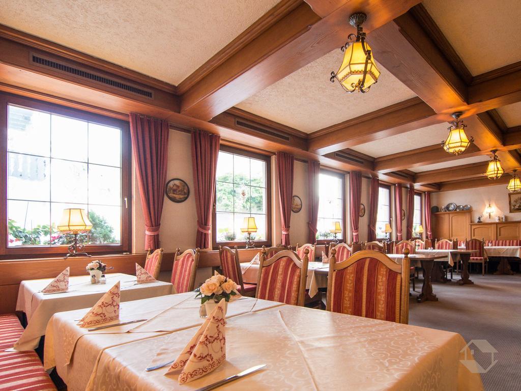 Hotel Restaurant Alte Linde Bad Wildbad Kültér fotó