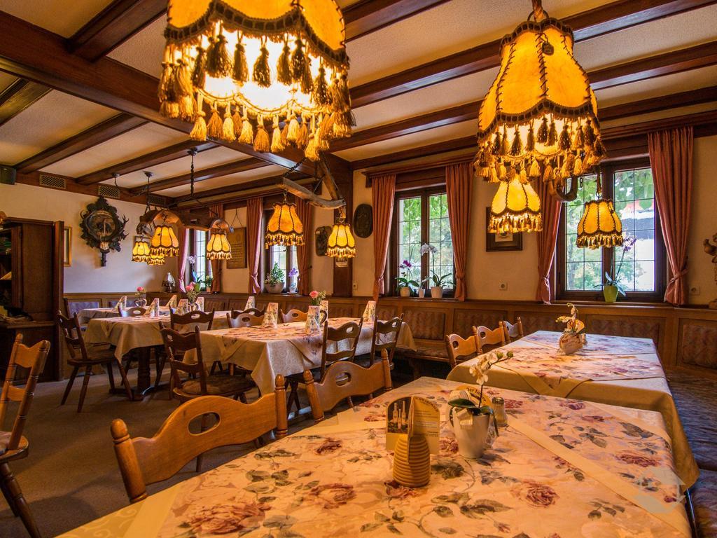 Hotel Restaurant Alte Linde Bad Wildbad Kültér fotó