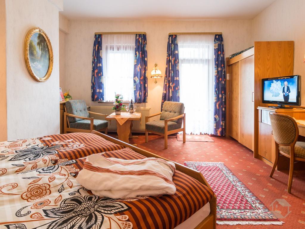 Hotel Restaurant Alte Linde Bad Wildbad Kültér fotó