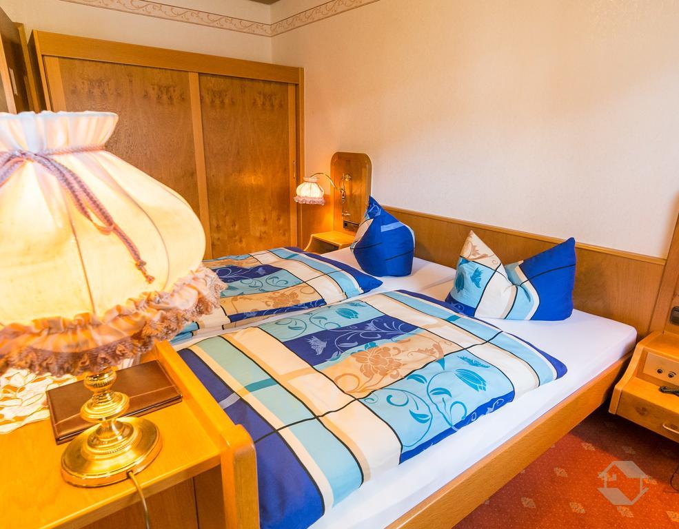Hotel Restaurant Alte Linde Bad Wildbad Kültér fotó