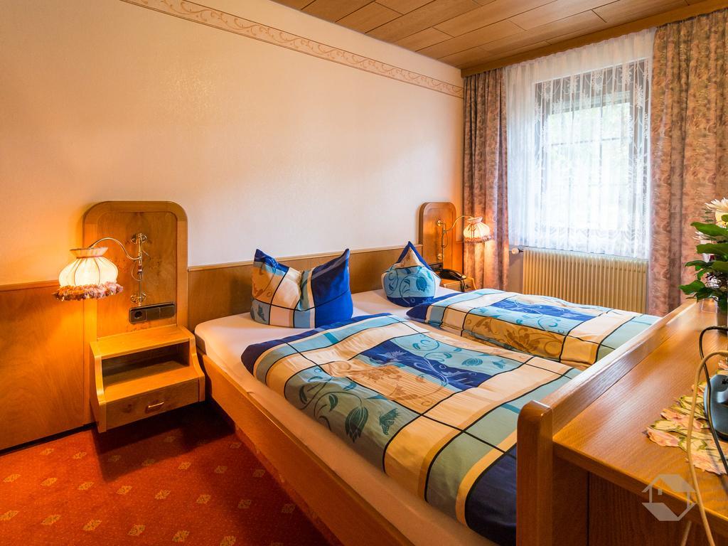 Hotel Restaurant Alte Linde Bad Wildbad Kültér fotó