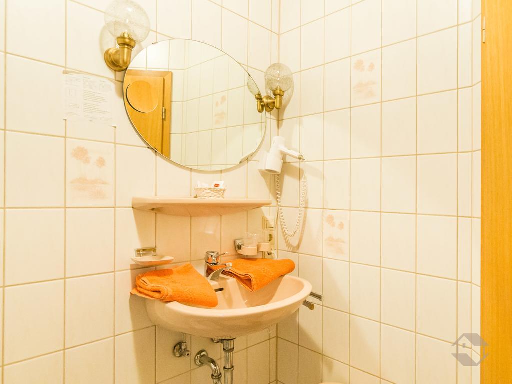 Hotel Restaurant Alte Linde Bad Wildbad Kültér fotó